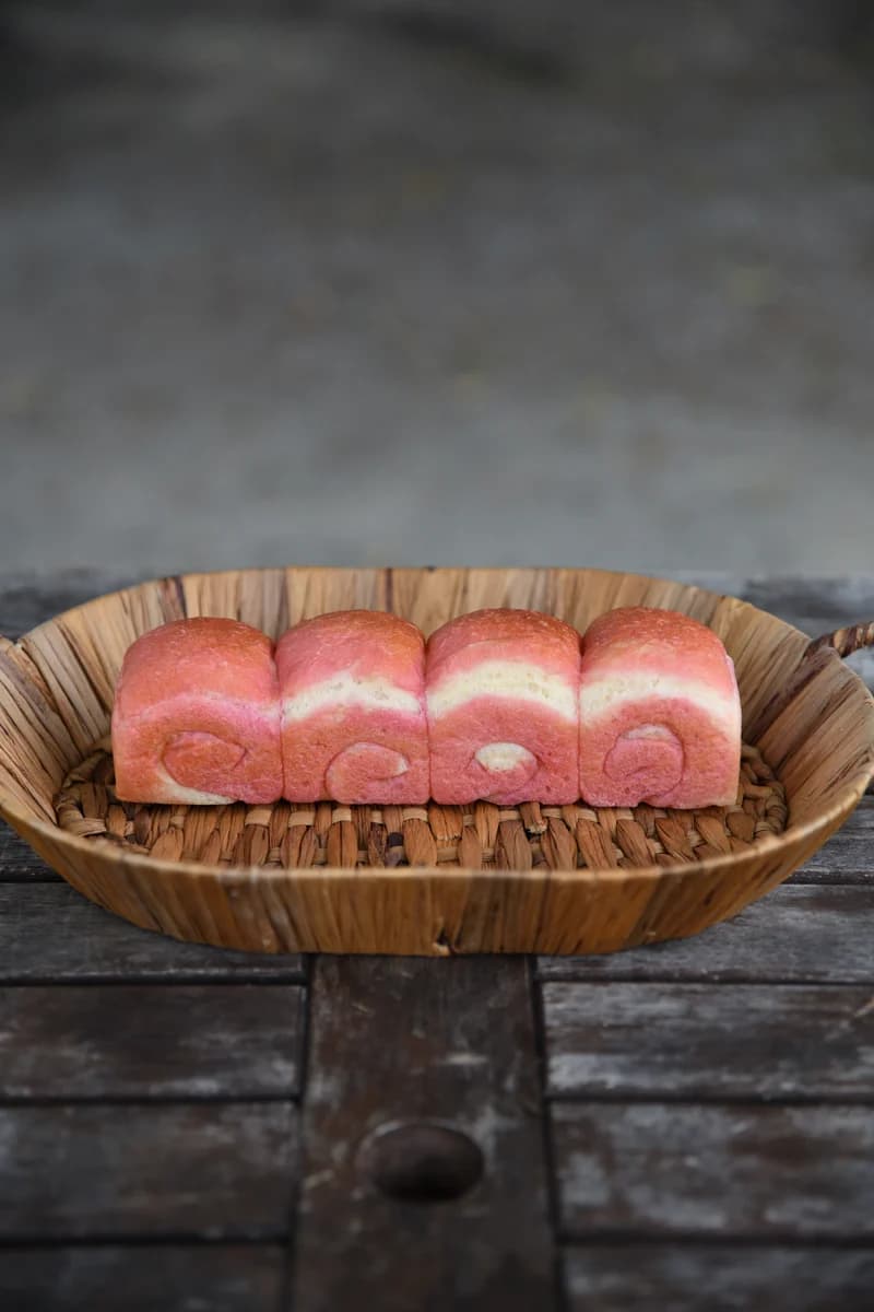 山型食パン（ロングサイズ）（ビーツ）